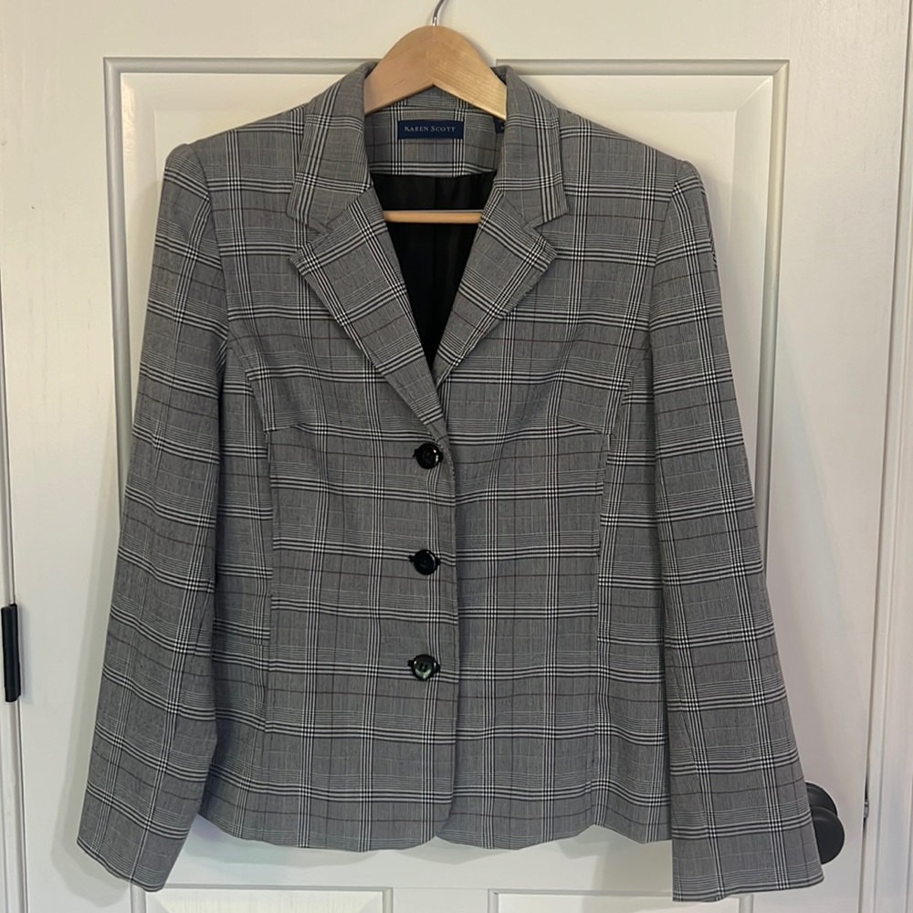 Blazer, Size 14, Gently Worn, Good Condition, Black Plaid